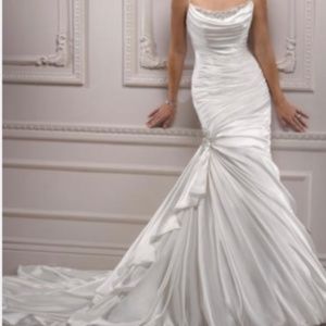 Wedding dress - Maggie Sotero